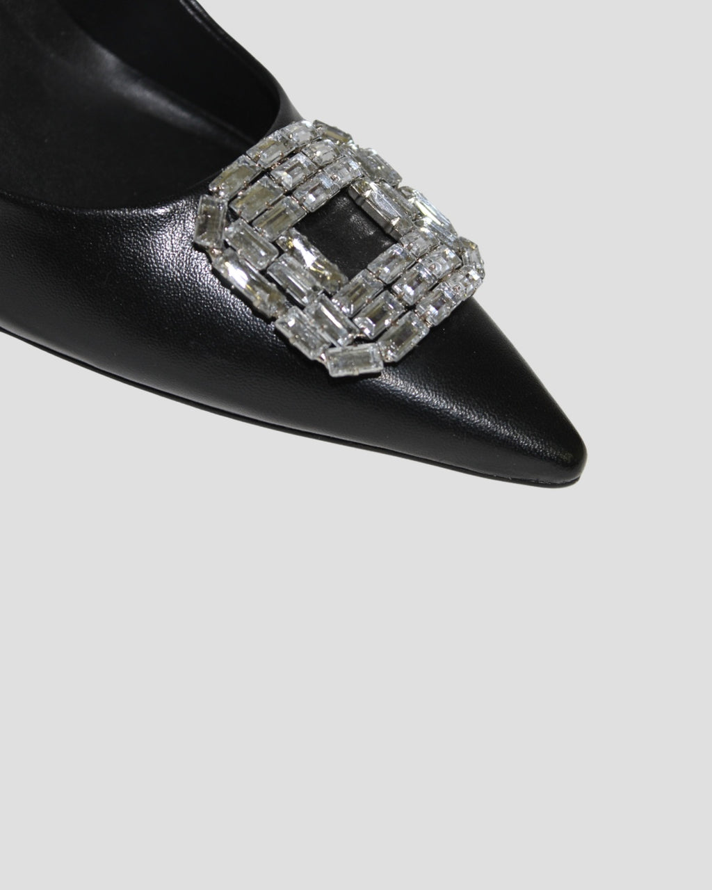 Brooch Detail Leather Pump