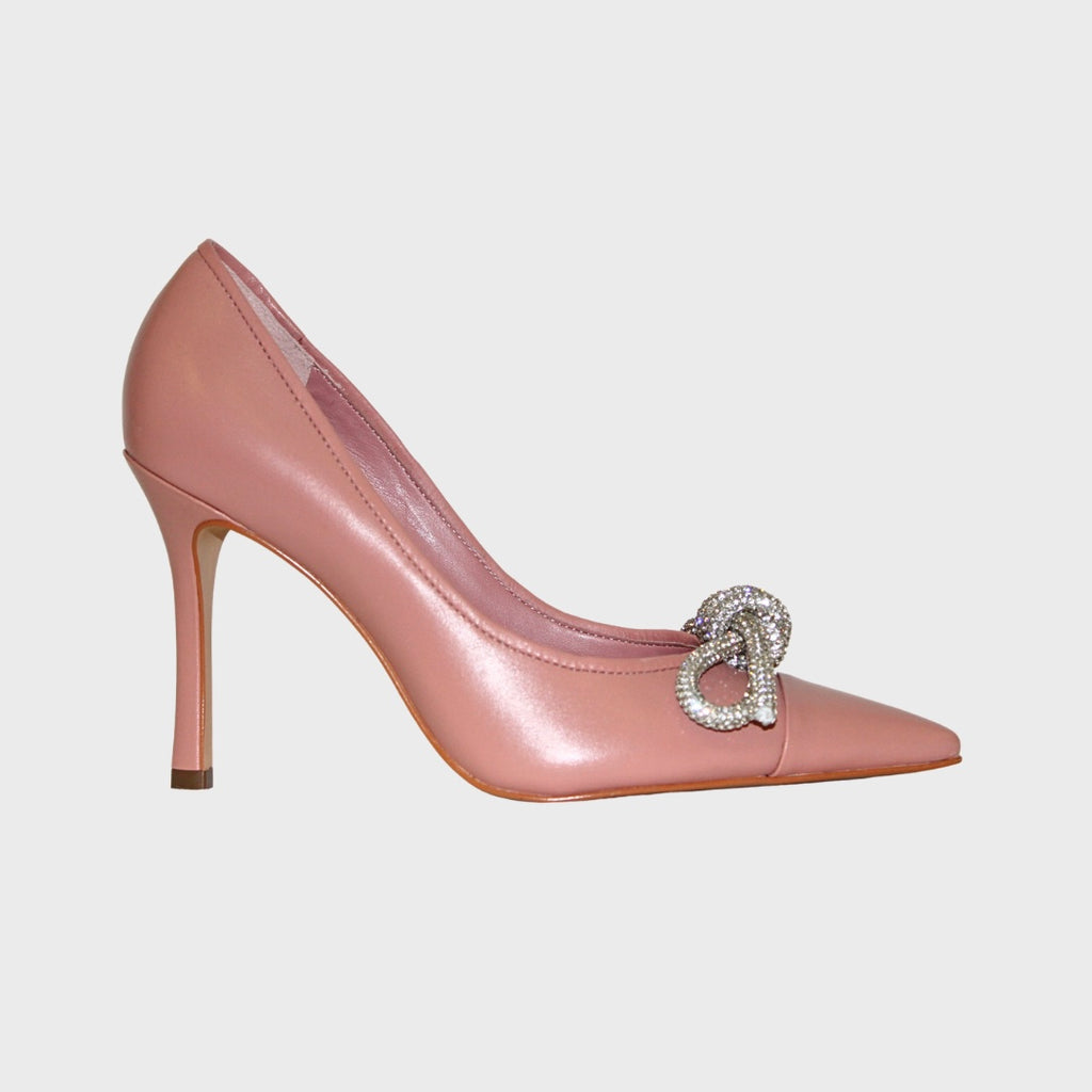 Butterfly Detail Pump